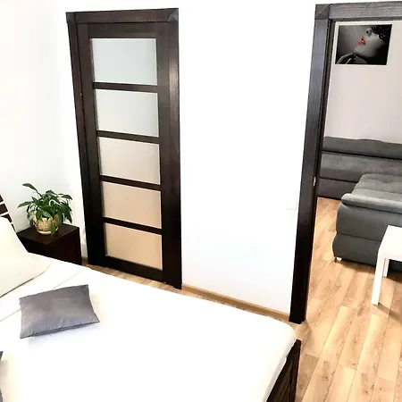 Osapart In A Complex Semycvit 利沃夫