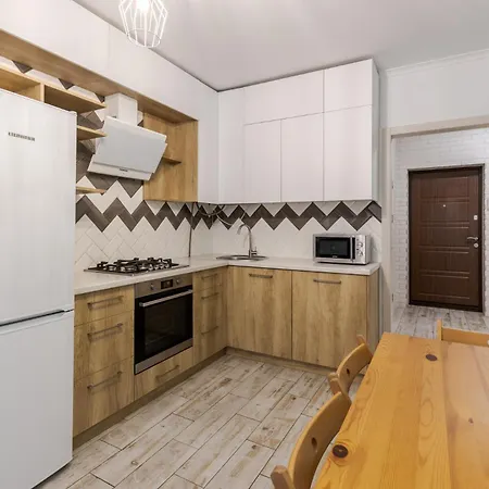 Апартаменти Osapart In A Complex Semycvit
