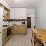Osapart In A Complex Semycvit إلفيف